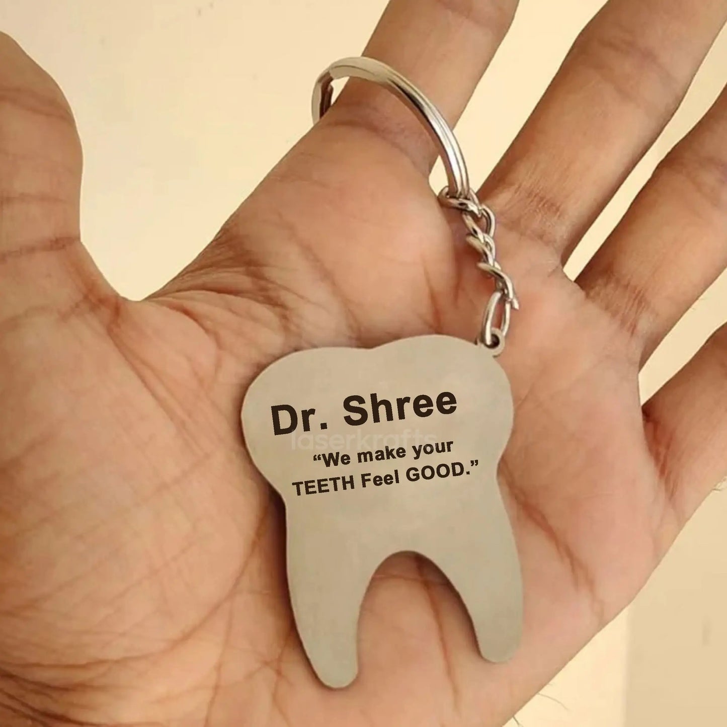 दंत चिकित्सक के लिए सर्वश्रेष्ठ उपहार – व्यक्तिगत दांत कीचेन – दंत चिकित्सकों के लिए व्यक्तिगत उपहार