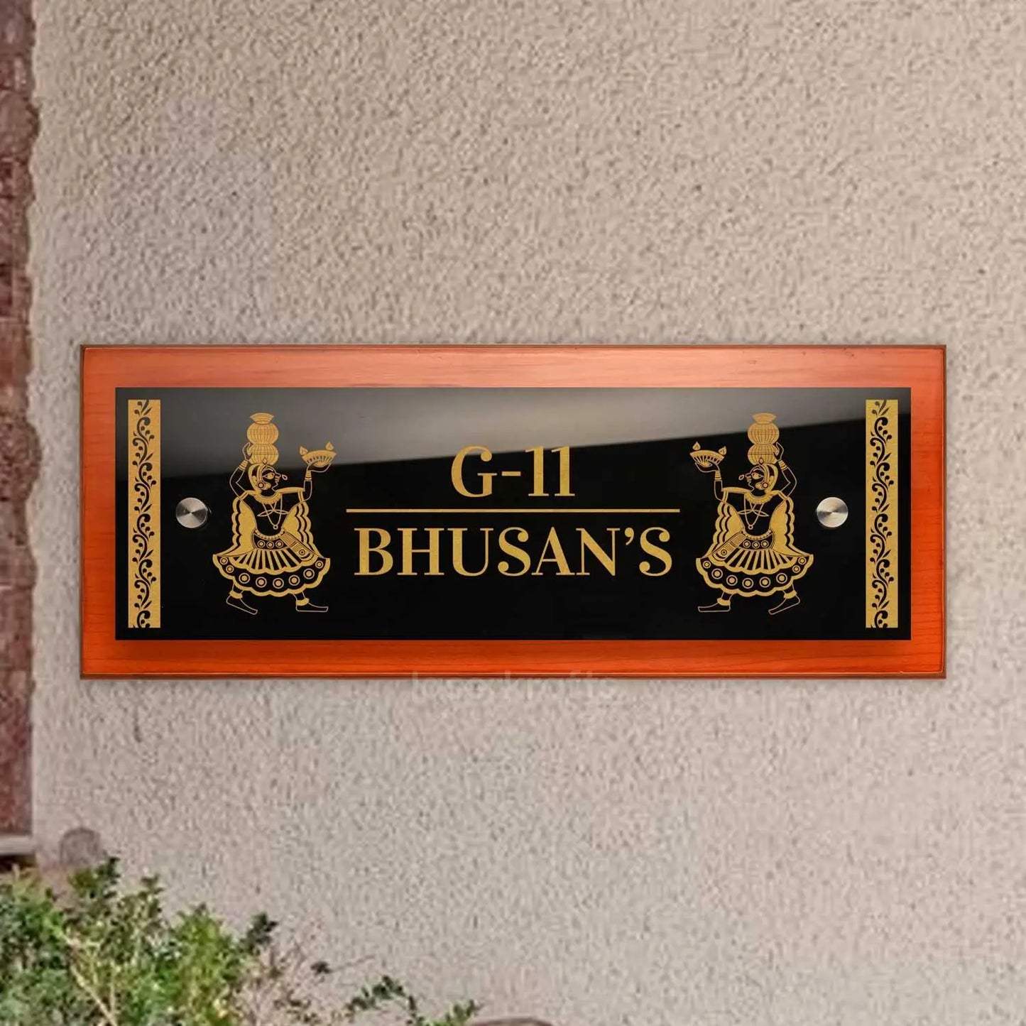 Teak Float Name Plate - Nritya (Phad Art)